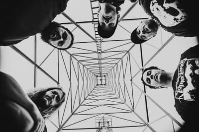 TRIBAL GAZE lança videoclipe para o single 'To The Spoils Of Faith' com Ross Hansen da banda Ingrown