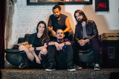 INRAZA INAUGURA ÁLBUM EXPLORANDO NOVOS ELEMENTOS EM SINGLE ‘A LONER’