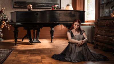 BLACKBRIAR LANÇA VIDEOCLIPE PARA NOVA VERSÃO DE 'THE FOSSILIZED WIDOW'