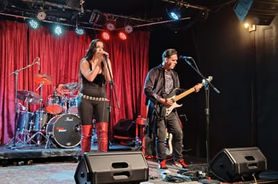 EUDOXIA ESTREIA NOVA FASE COM SHOW INTENSO E CASA CHEIA EM SÃO PAULO