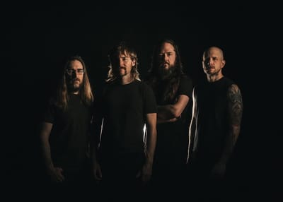 KHEMMIS ANUNCIA NOVO ÁLBUM HOMÔNIMO PARA 12 DE JUNHO