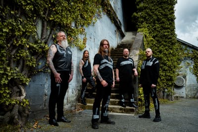 ENSLAVED LANÇA NOVO SINGLE/VIDEOCLIPE COLABORATIVO 'SPIRIT HELPER FEAT.KEVIN KICKING WOMAN'