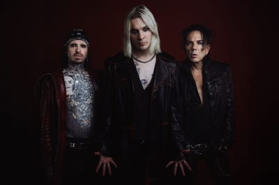 HOKKA LANÇA NOVO SINGLE/VIDEOCLIPE 'VAMPIRE' EM COLABORAÇÃO COM SAMY ELBANNA E JUSSI 69