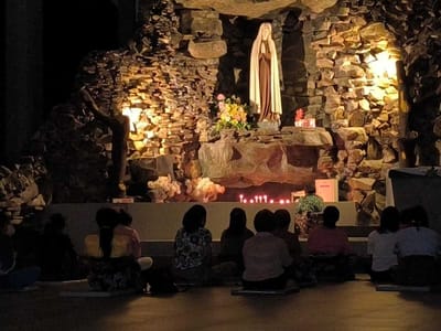 Rumah Retret dan Gua Maria Mageria