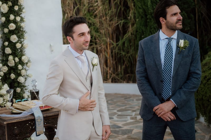 Ceremony at the Gallery Island Art and Taste Chapel