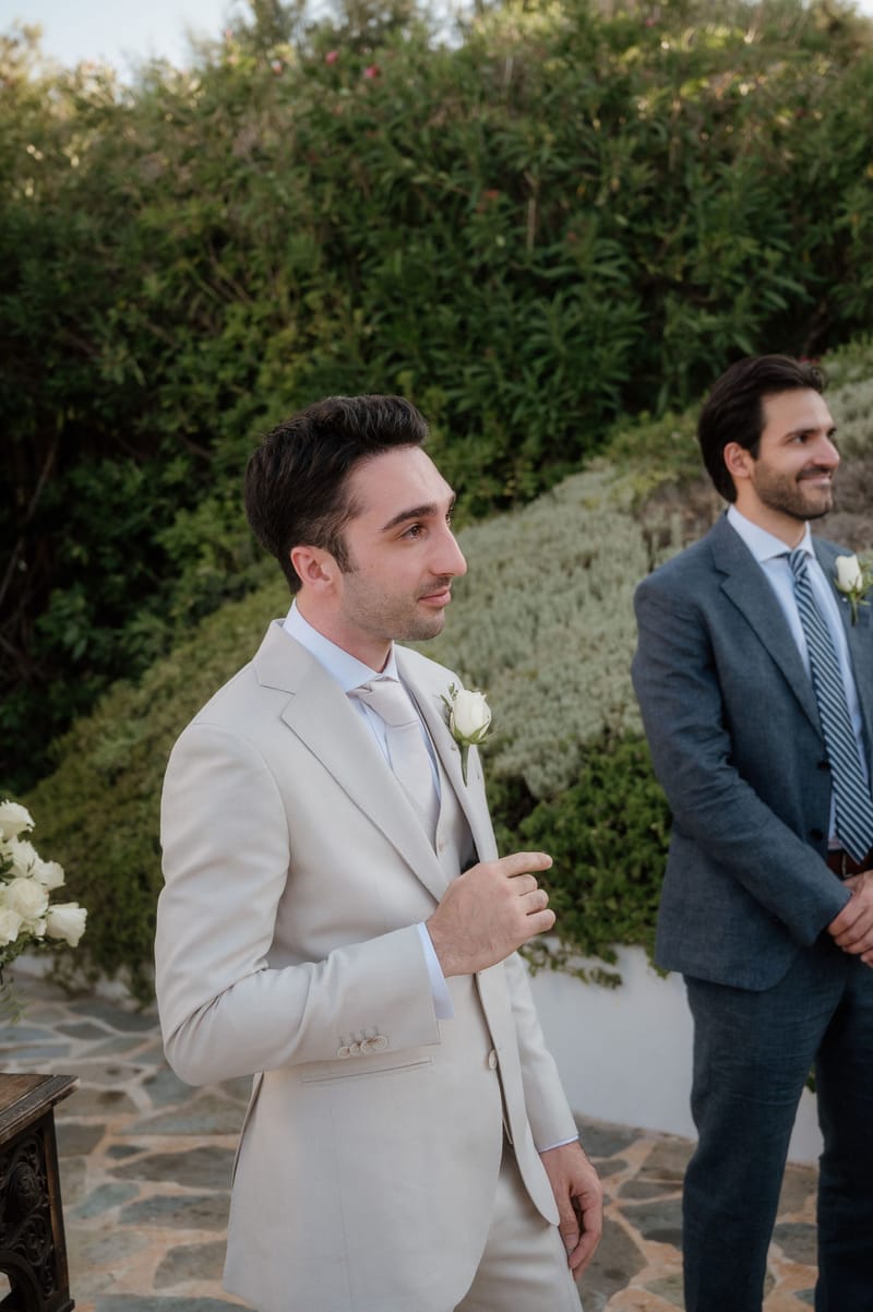 Ceremony at the Gallery Island Art and Taste Chapel