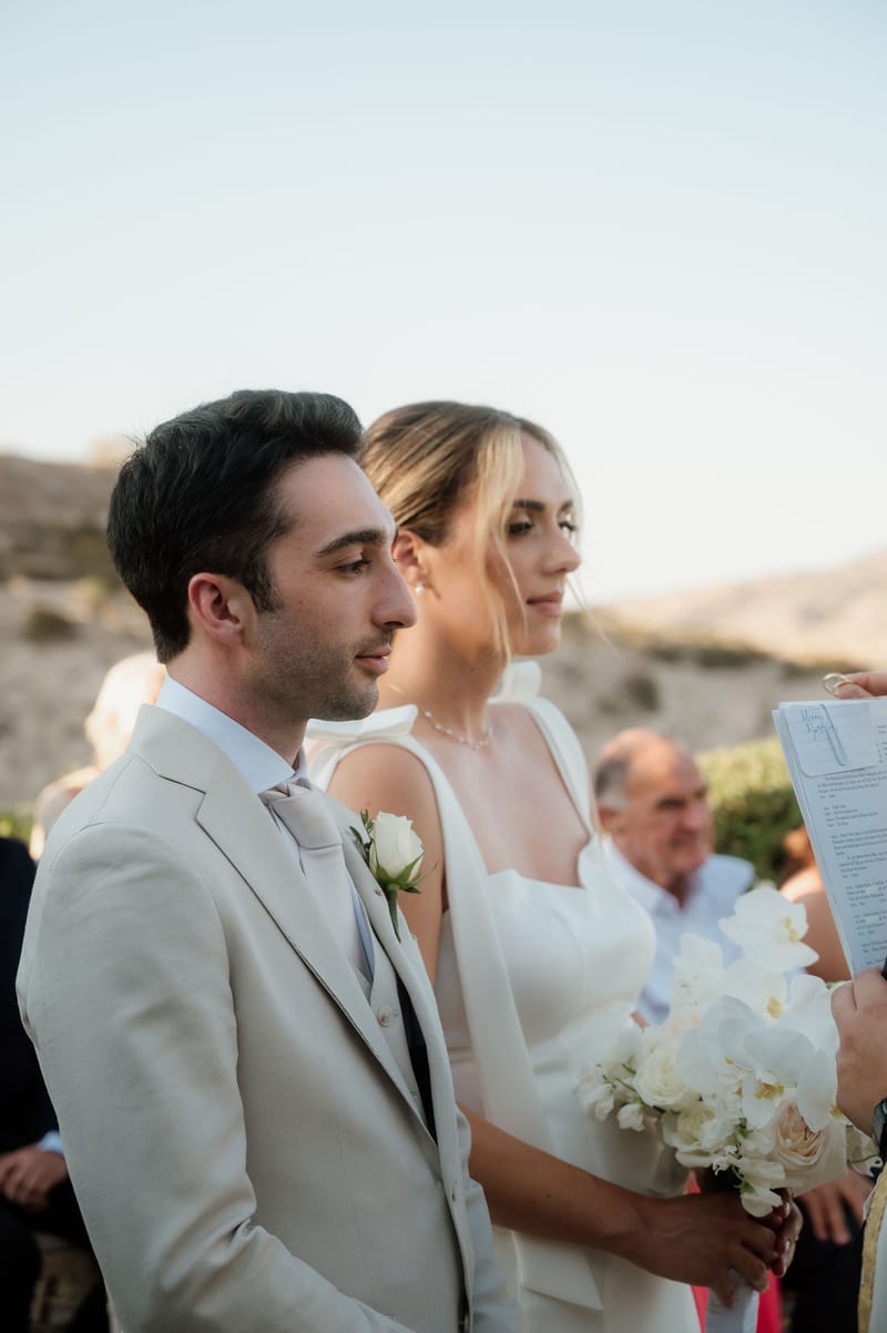 Ceremony at the Gallery Island Art and Taste Chapel