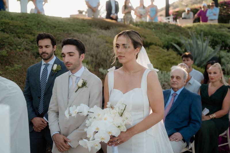 Ceremony at the Gallery Island Art and Taste Chapel