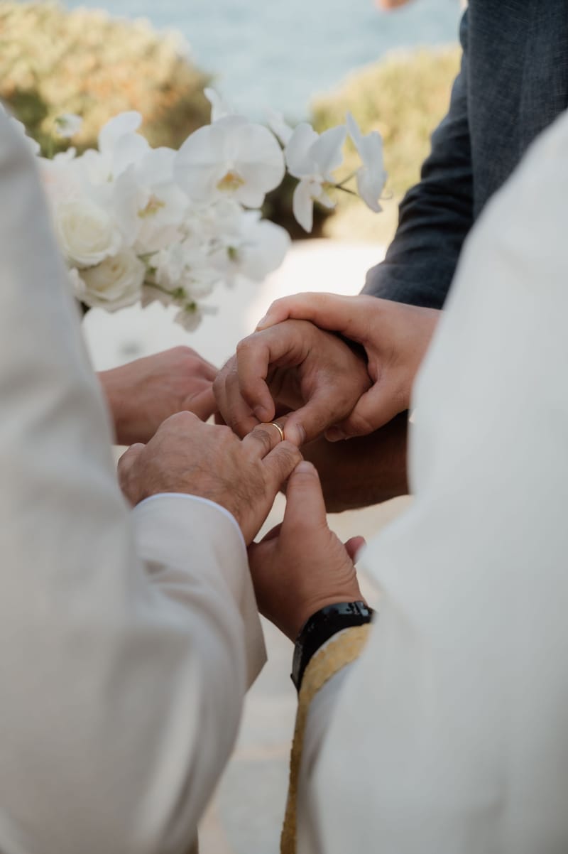Ceremony at the Gallery Island Art and Taste Chapel