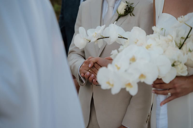Ceremony at the Gallery Island Art and Taste Chapel
