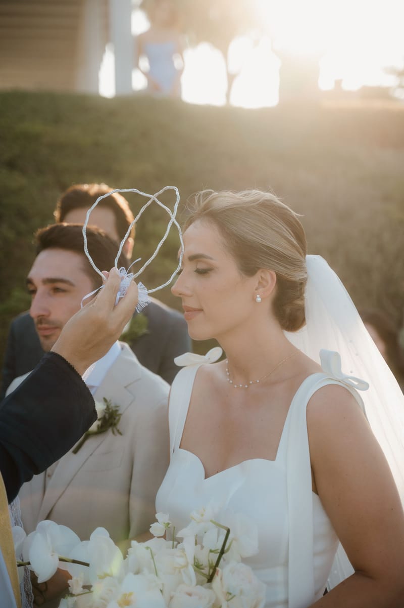 Ceremony at the Gallery Island Art and Taste Chapel