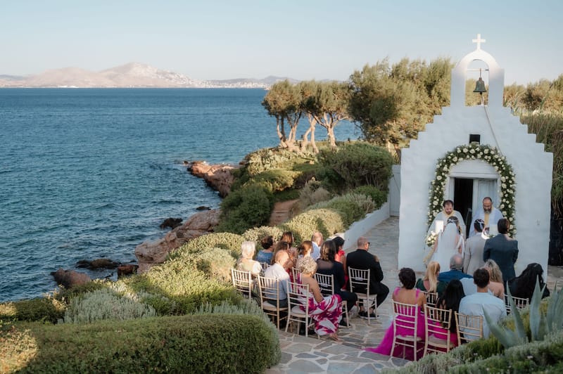 Ceremony at the Gallery Island Art and Taste Chapel