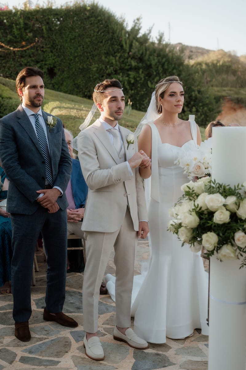 Ceremony at the Gallery Island Art and Taste Chapel