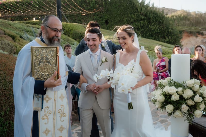 Ceremony at the Gallery Island Art and Taste Chapel