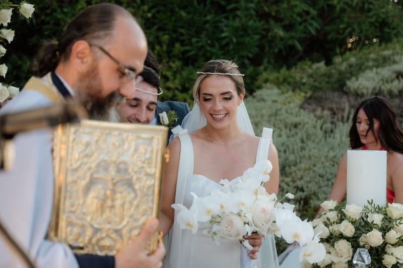 Ceremony at the Gallery Island Art and Taste Chapel