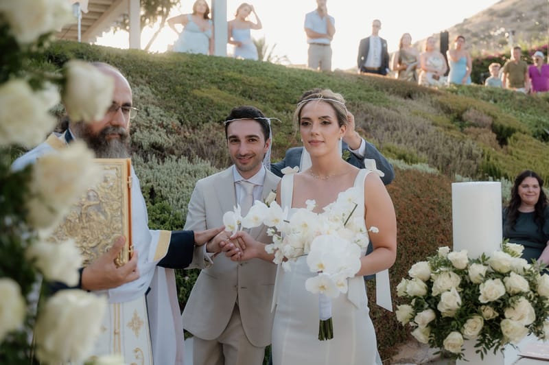Ceremony at the Gallery Island Art and Taste Chapel