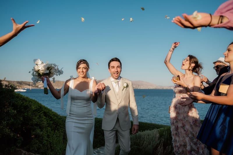 Ceremony at the Gallery Island Art and Taste Chapel