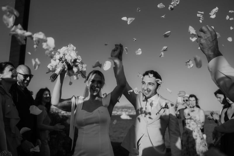 Ceremony at the Gallery Island Art and Taste Chapel