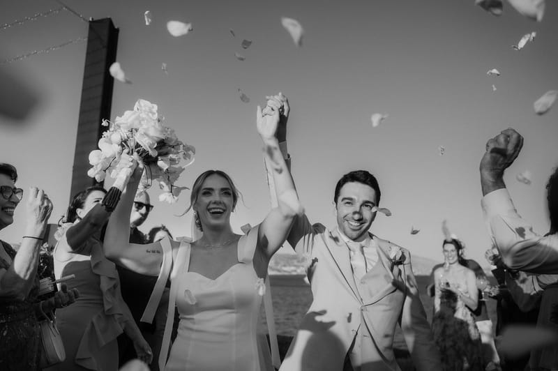 Ceremony at the Gallery Island Art and Taste Chapel