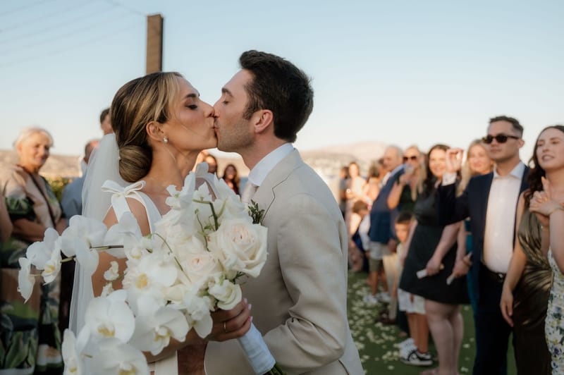 Ceremony at the Gallery Island Art and Taste Chapel