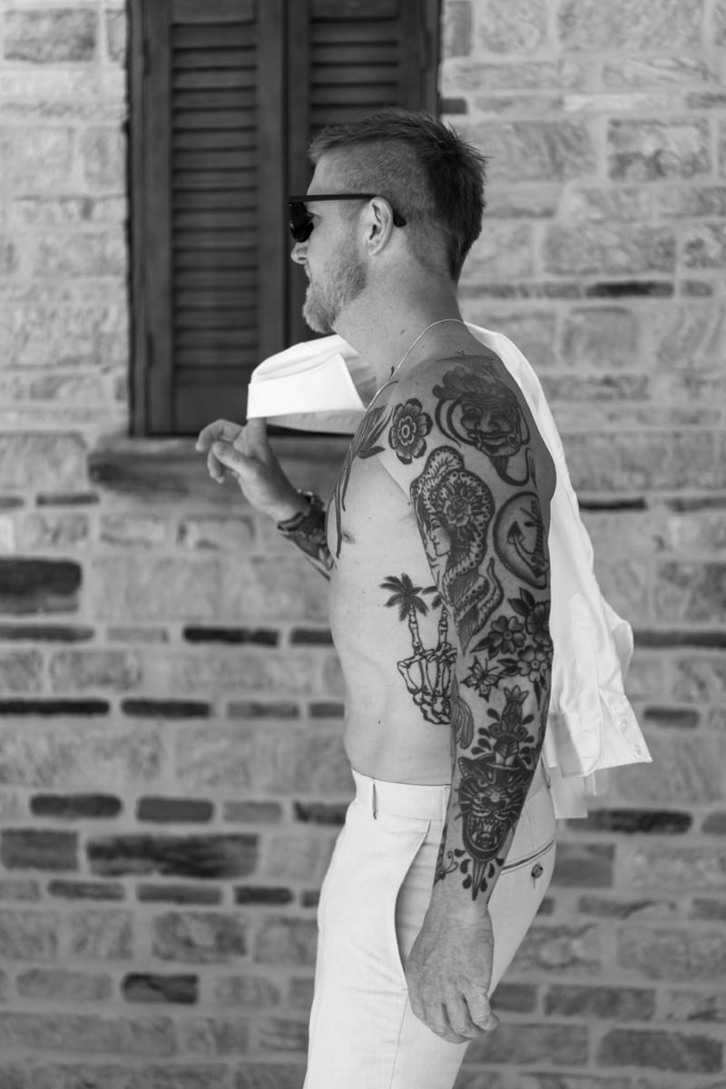 Reni & Jordan Wedding at the Cycladic Gem Villa Ios