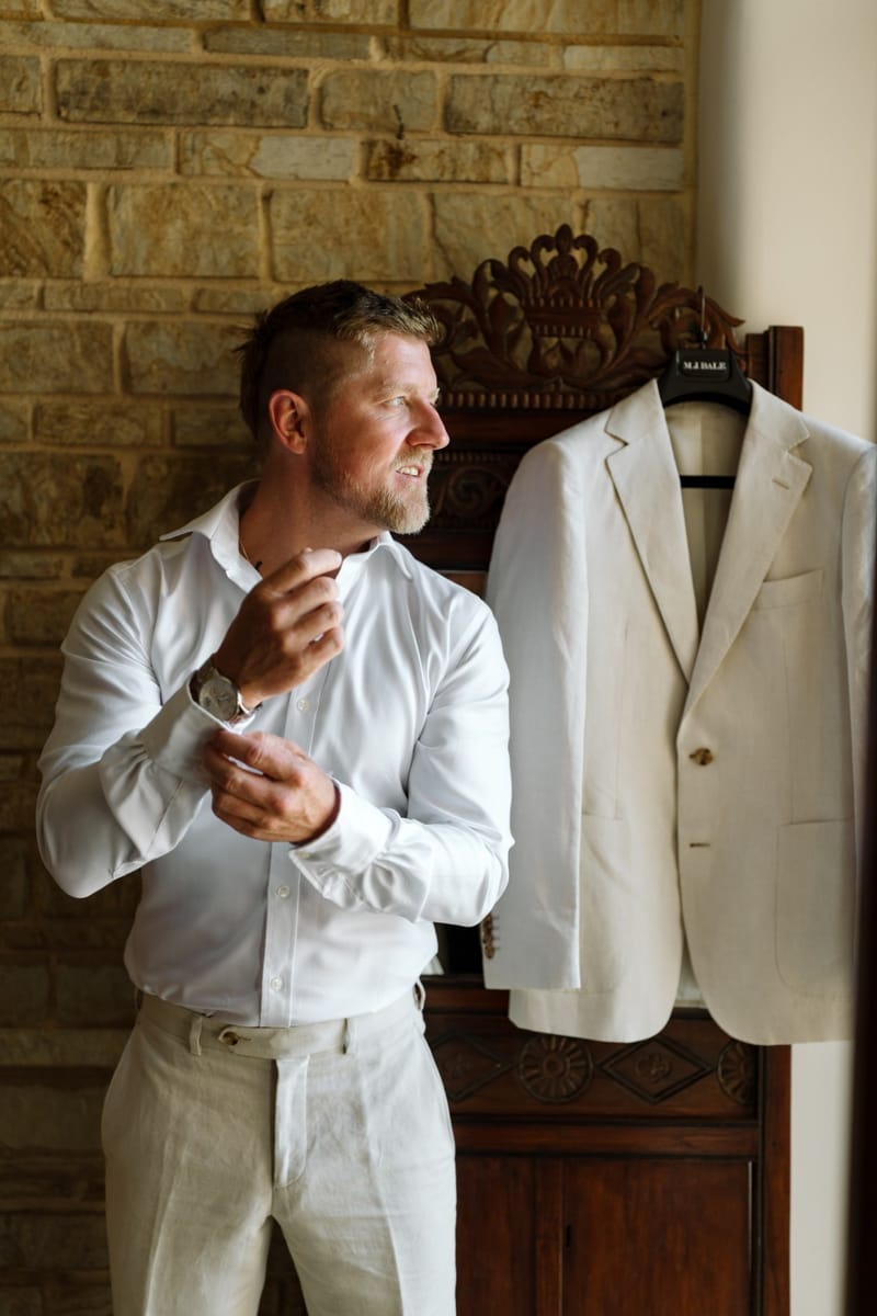 Reni & Jordan Wedding at the Cycladic Gem Villa Ios