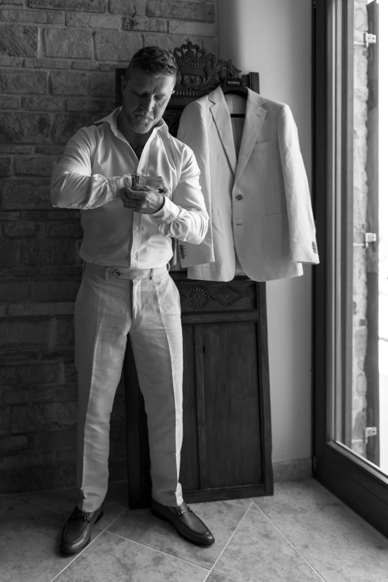 Reni & Jordan Wedding at the Cycladic Gem Villa Ios