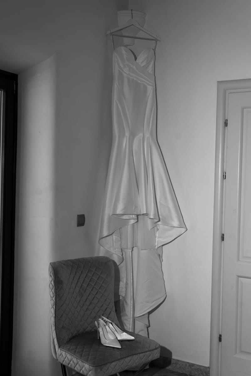 Reni & Jordan Wedding at the Cycladic Gem Villa Ios