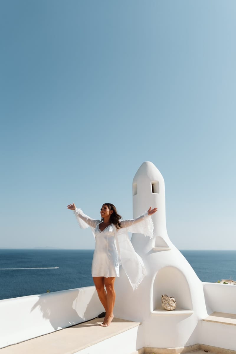 Reni & Jordan Wedding at the Cycladic Gem Villa Ios