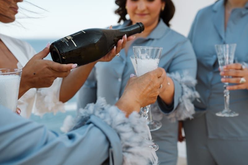 Reni & Jordan Wedding at the Cycladic Gem Villa Ios