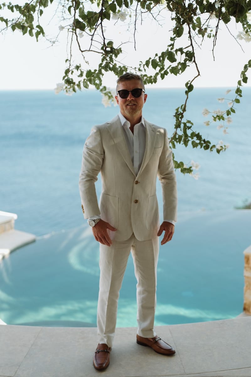 Reni & Jordan Wedding at the Cycladic Gem Villa Ios