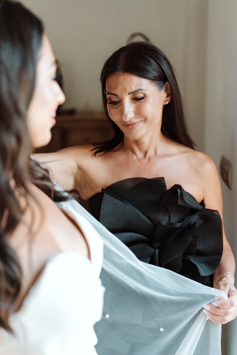 Reni & Jordan Wedding at the Cycladic Gem Villa Ios