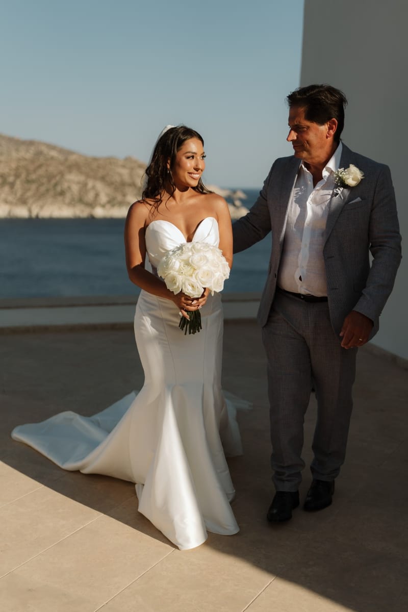 Reni & Jordan Wedding at the Cycladic Gem Villa Ios