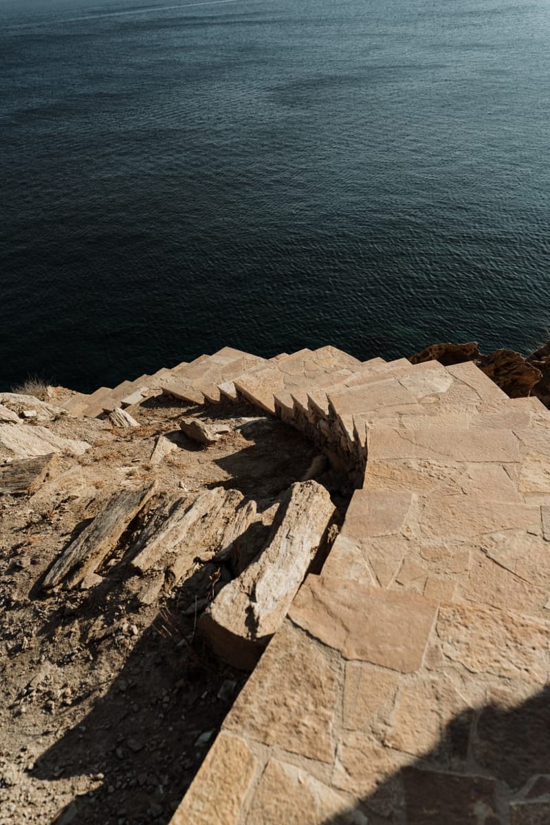 Reni & Jordan Wedding at the Cycladic Gem Villa Ios