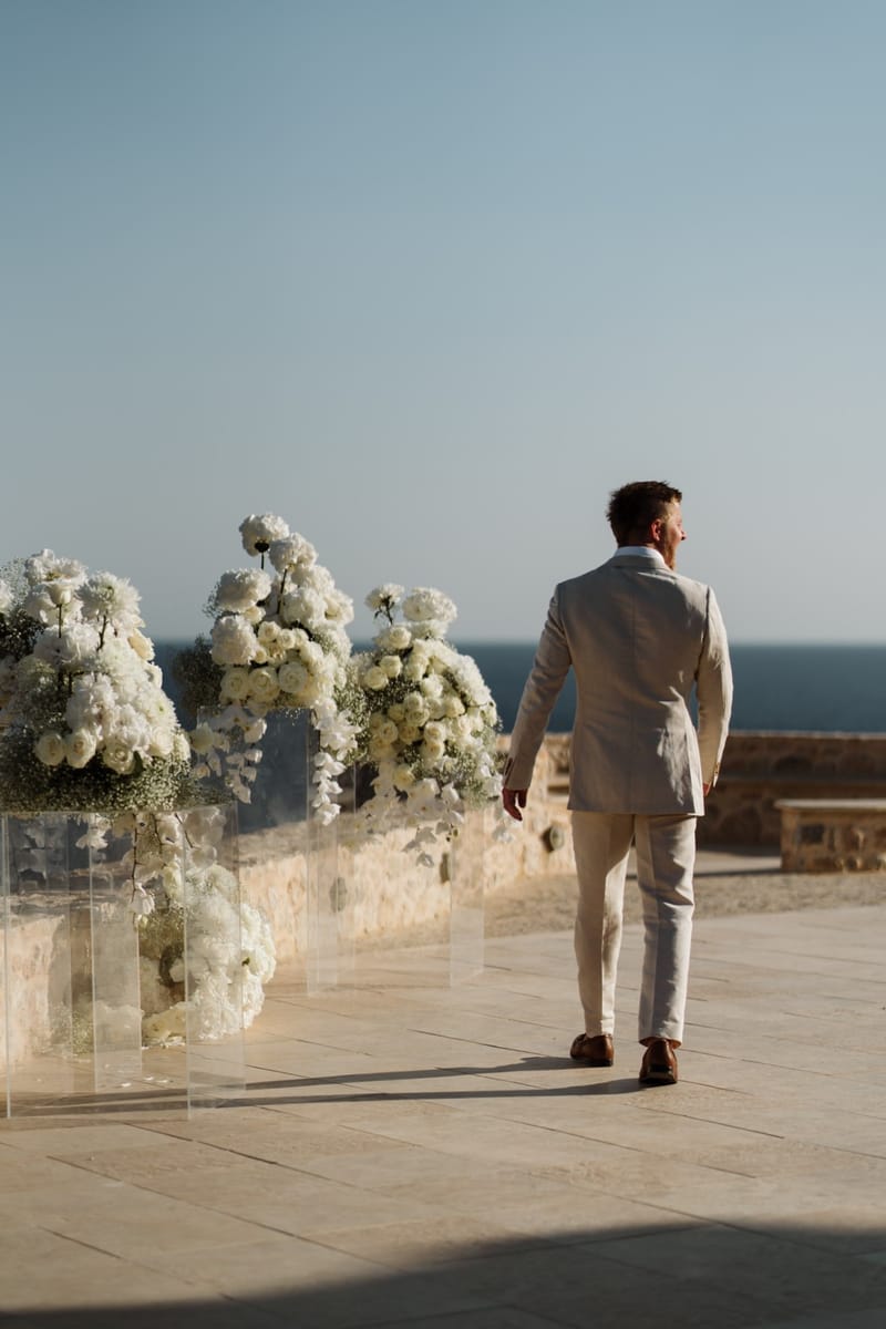 Reni & Jordan Wedding at the Cycladic Gem Villa Ios