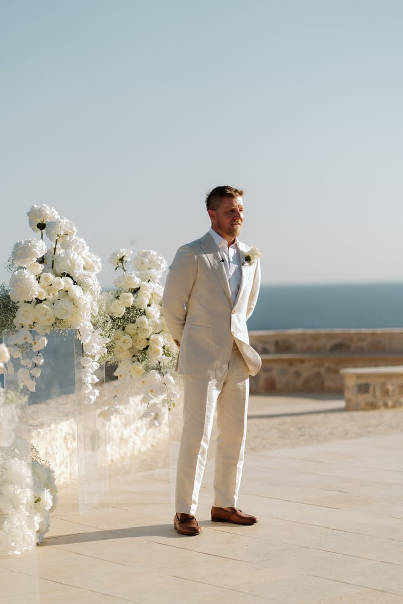 Reni & Jordan Wedding at the Cycladic Gem Villa Ios