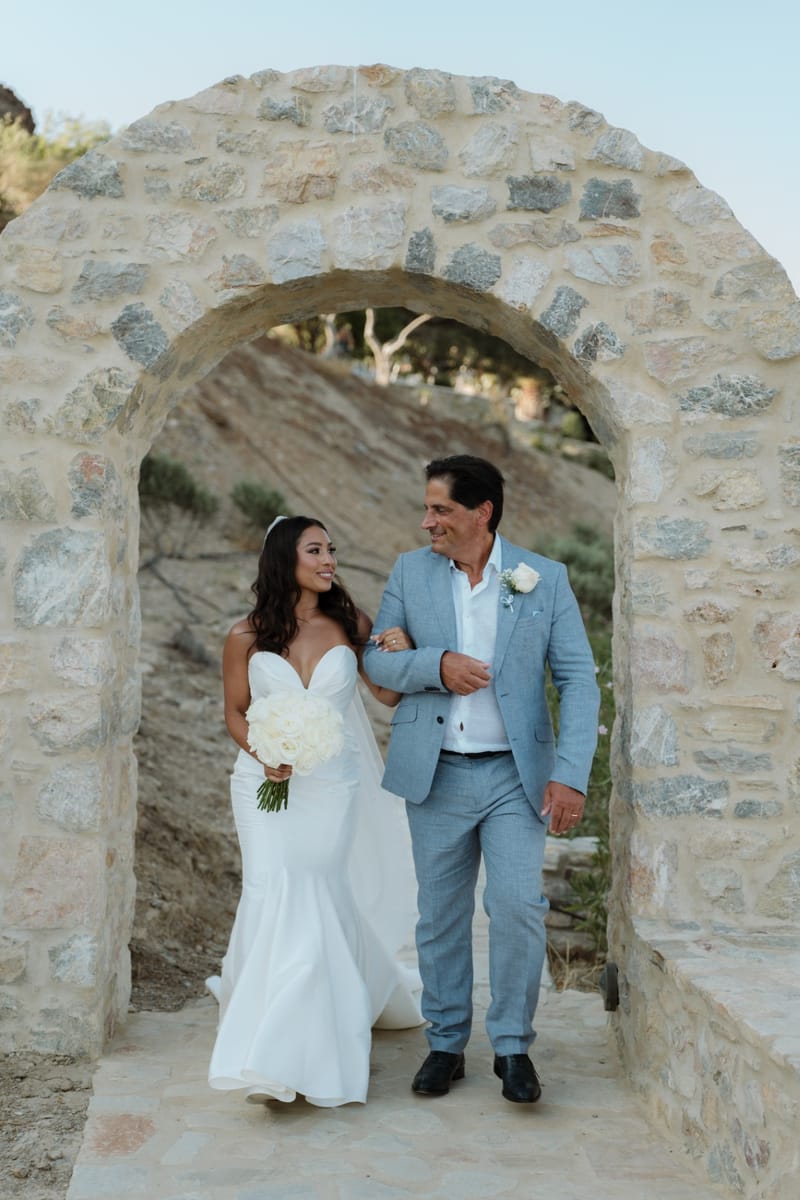 Reni & Jordan Wedding at the Cycladic Gem Villa Ios