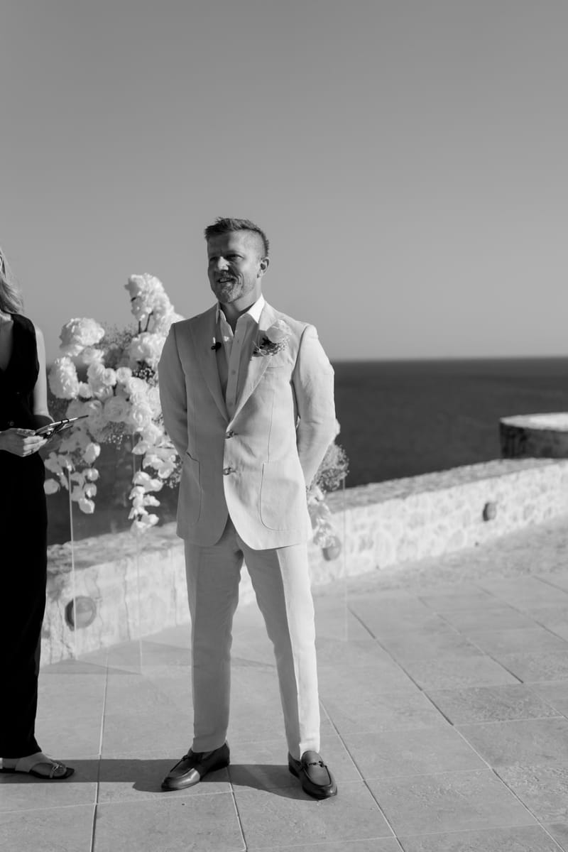 Reni & Jordan Wedding at the Cycladic Gem Villa Ios