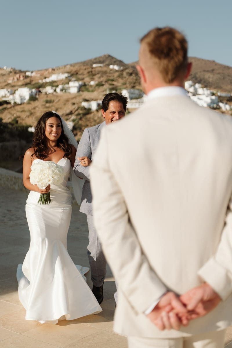 Reni & Jordan Wedding at the Cycladic Gem Villa Ios