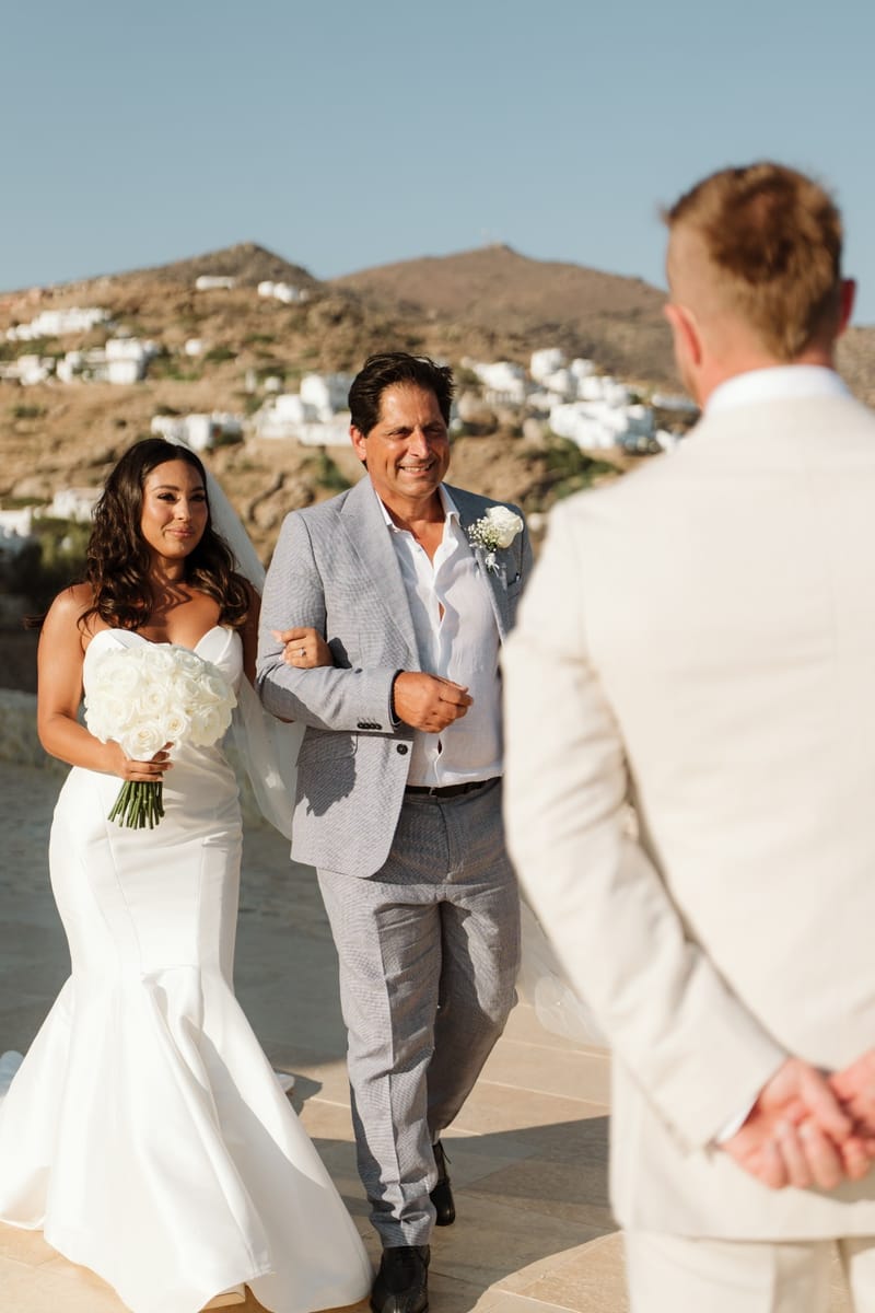 Reni & Jordan Wedding at the Cycladic Gem Villa Ios