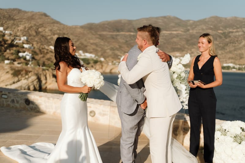 Reni & Jordan Wedding at the Cycladic Gem Villa Ios