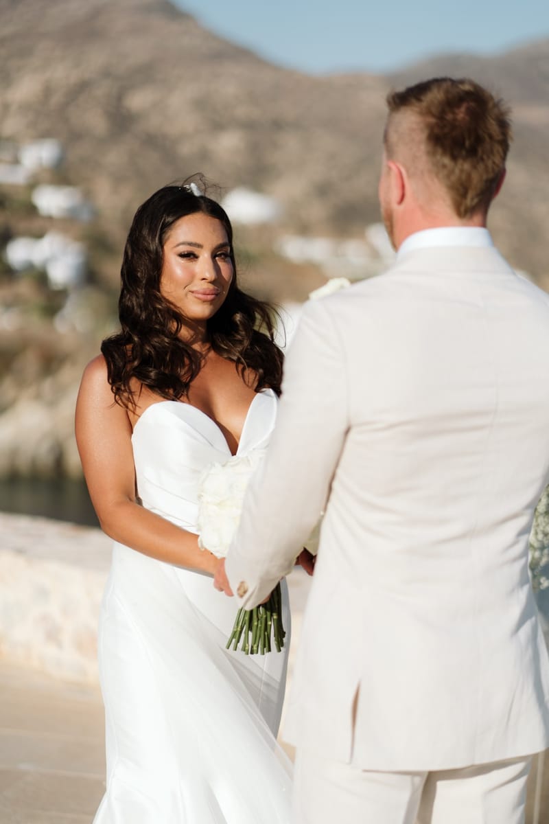 Reni & Jordan Wedding at the Cycladic Gem Villa Ios