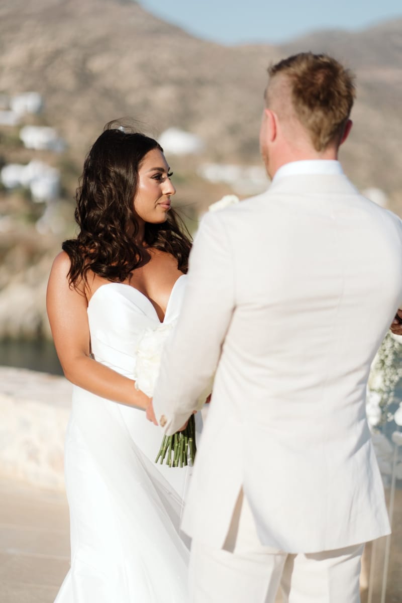 Reni & Jordan Wedding at the Cycladic Gem Villa Ios