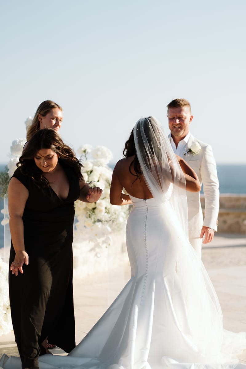 Reni & Jordan Wedding at the Cycladic Gem Villa Ios