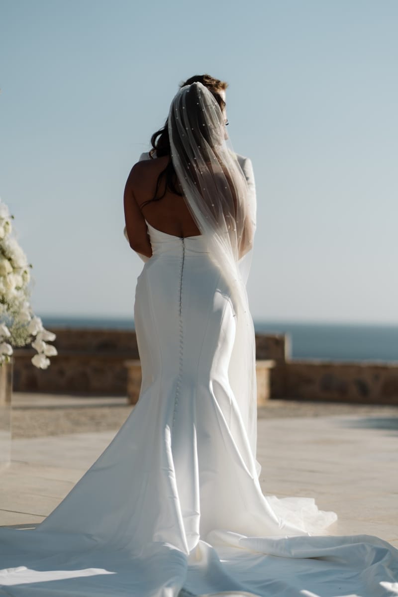 Reni & Jordan Wedding at the Cycladic Gem Villa Ios