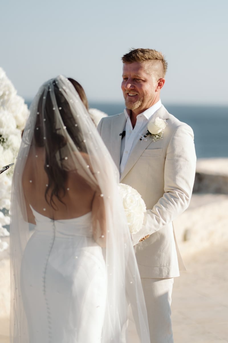 Reni & Jordan Wedding at the Cycladic Gem Villa Ios