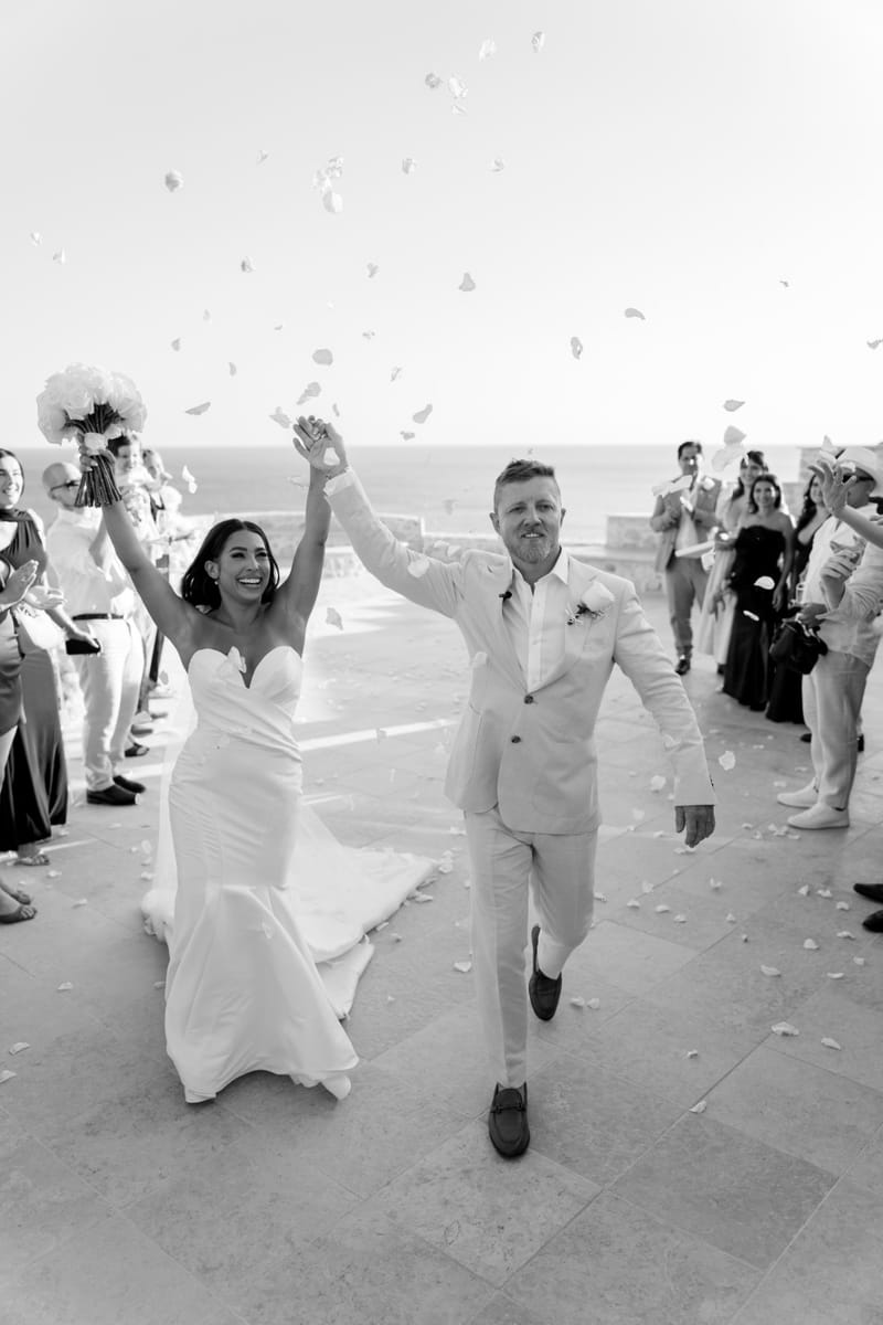Reni & Jordan Wedding at the Cycladic Gem Villa Ios