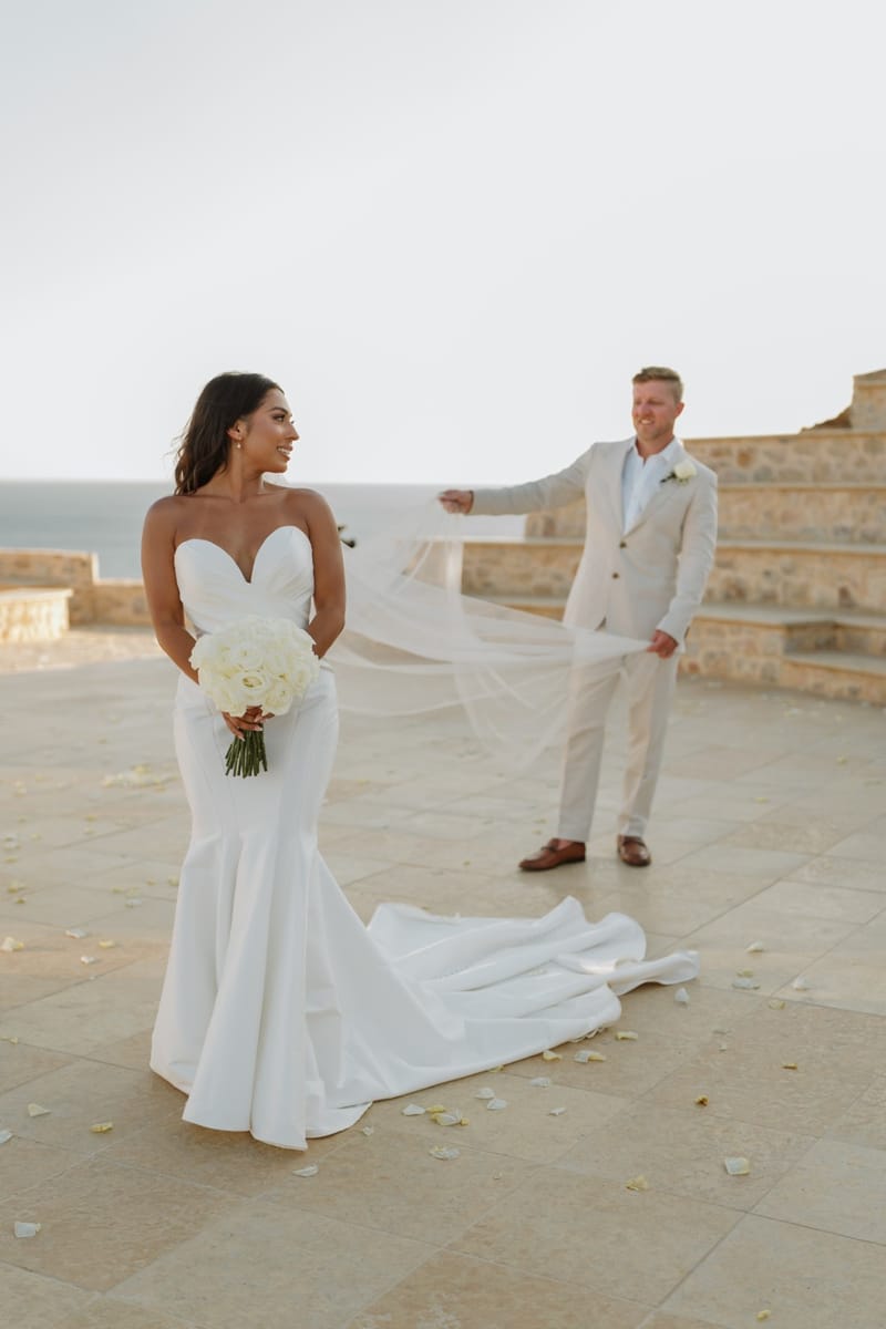 Reni & Jordan Wedding at the Cycladic Gem Villa Ios