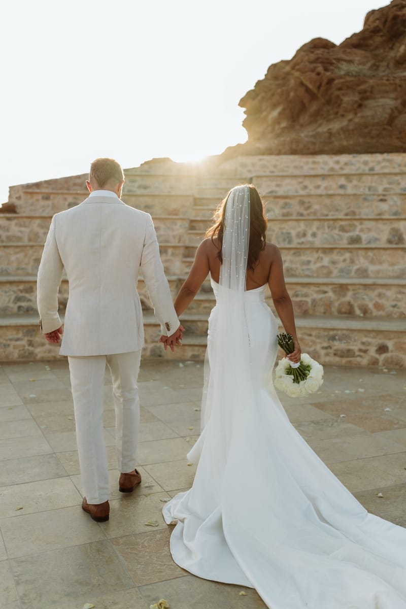 Reni & Jordan Wedding at the Cycladic Gem Villa Ios