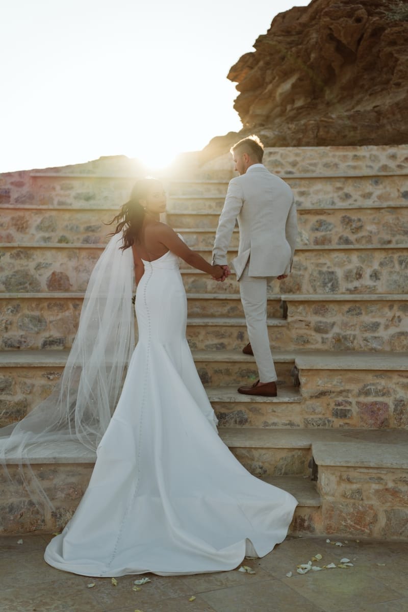 Reni & Jordan Wedding at the Cycladic Gem Villa Ios